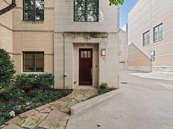 3210 Carlisle St.
